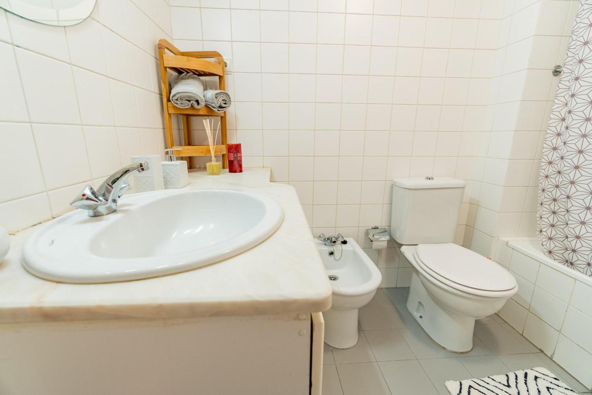 Apartamento Netos - By Wehost ฟุงชาล ภายนอก รูปภาพ